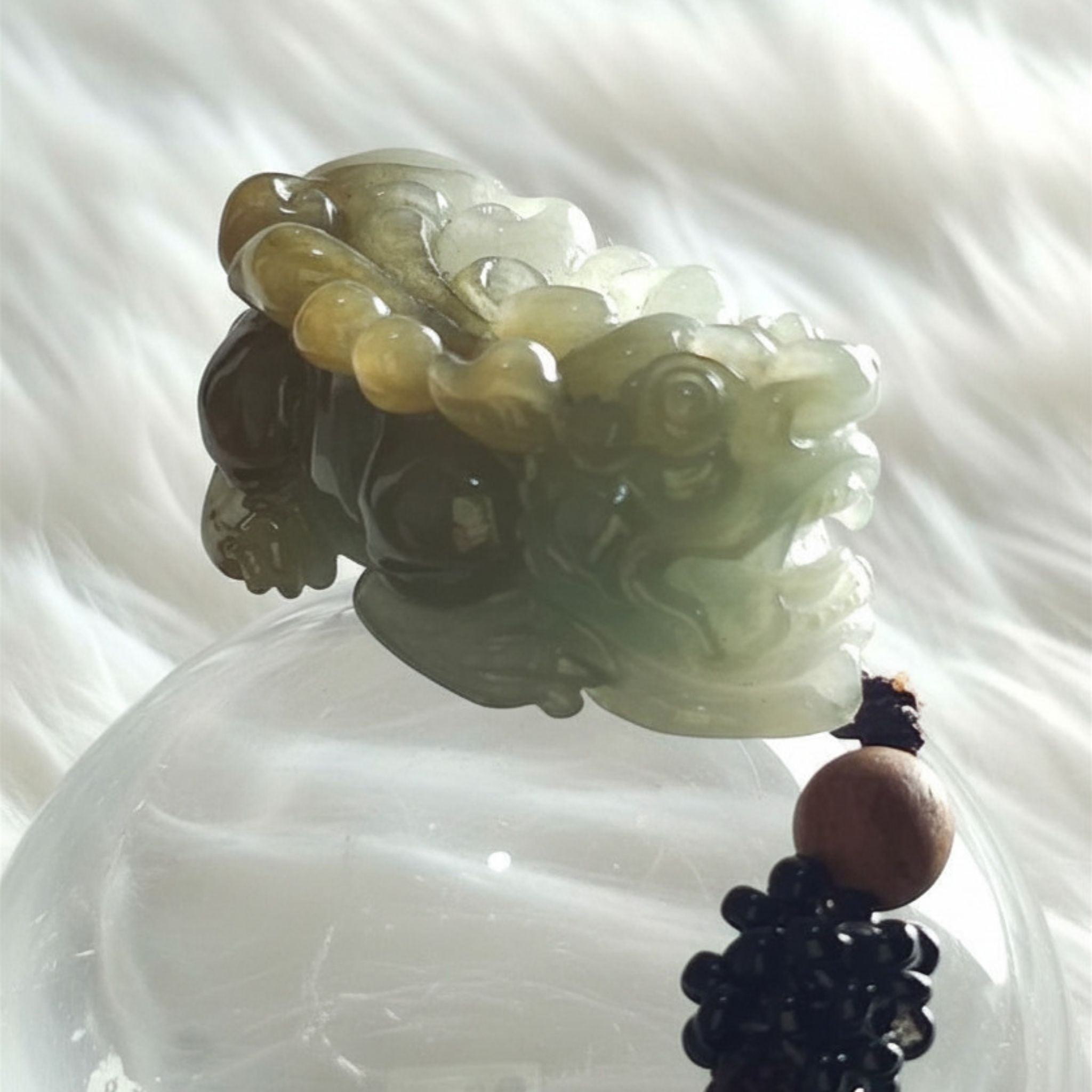Jade Pixiu Pendant | Bi-Tone Green & Gold | 39.3mm | Wealth & Protection Symbol